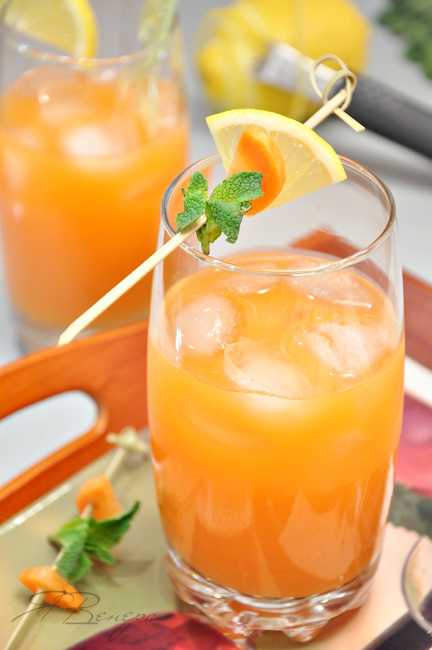 Фото к рецепту: Бодрящий и витаминный имбирно-морковный напиток «ямайка».