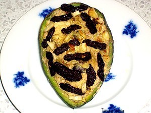 Фото к рецепту: Салат с авокадо