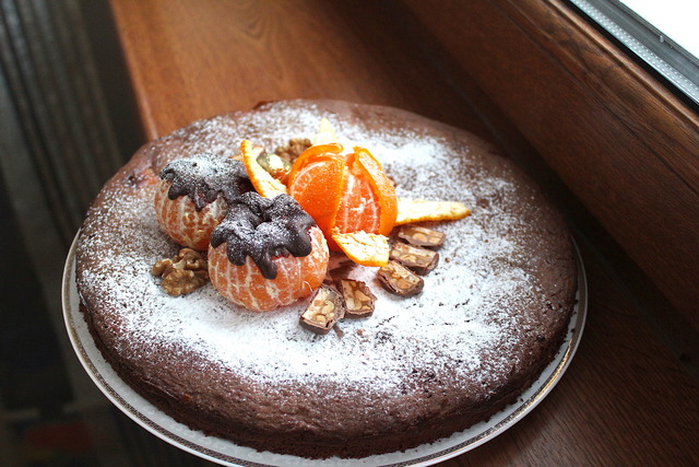 Фото к рецепту: Шоколадный пирог с маскарпоне