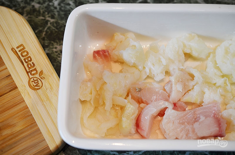 Пирог с рыбой и луком в горчичном соусе - фото шаг 6