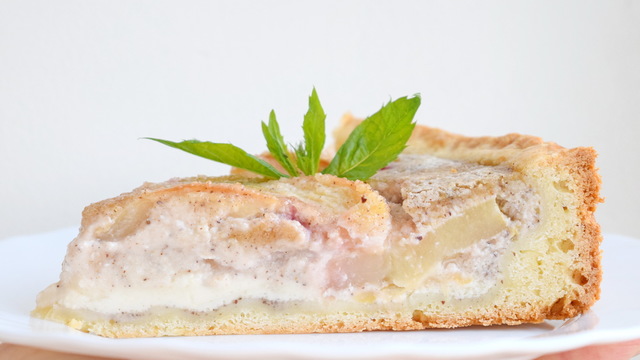 Фото к рецепту: Пирог с персиками.