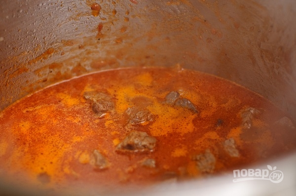 Говядина с баклажанами и помидорами в духовке - фото шаг 7