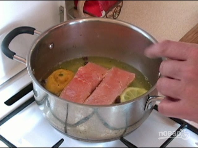 Спагетти с лососем в сливочном соусе - фото шаг 2
