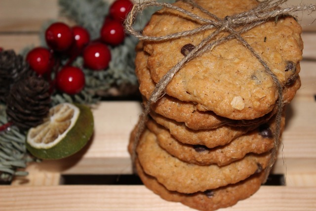 Фото к рецепту: Овсяное печенье american cookies 