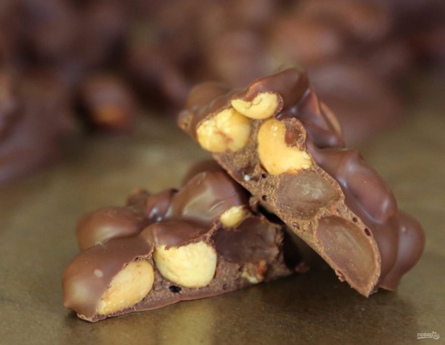 Шоколад с орехами - фото шаг 4