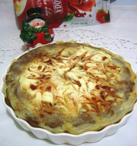 Фото к рецепту: Закусочный пирог с куриной печенью