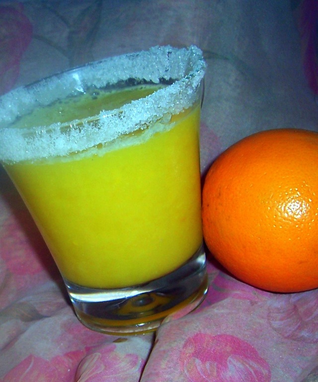 Фото к рецепту: Апельсиновый напиток