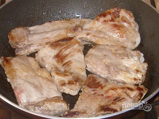 Ребрышки свиные на сковороде - фото шаг 1