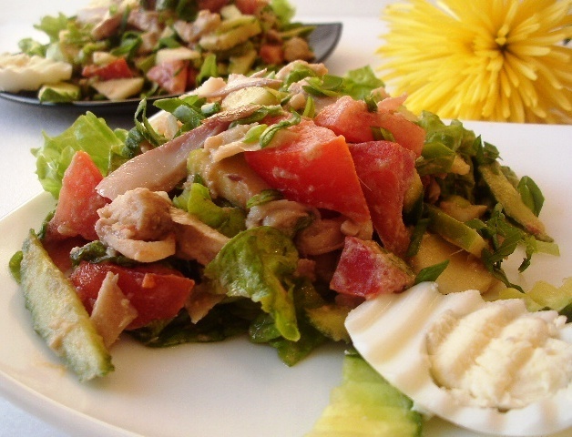 Фото к рецепту: «столичный» салат на новый лад.