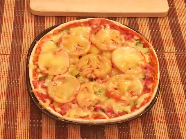 Фото к рецепту: Пицца для ленивых