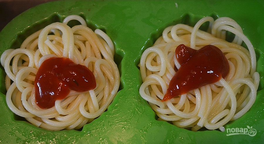 Кексики из спагетти с фрикадельками - фото шаг 3