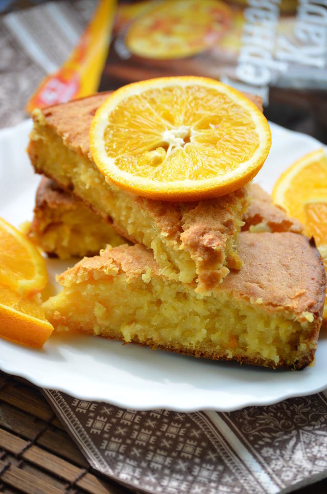 Фото к рецепту: Апельсиновый пирог