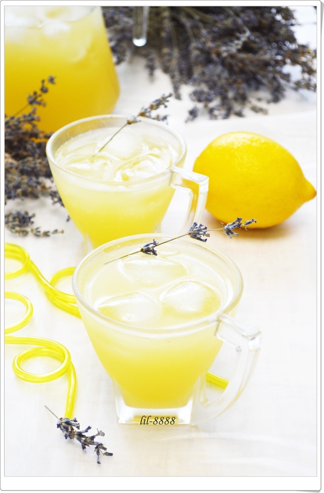 Фото к рецепту: Лавандовый лимонад