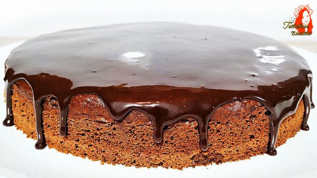 Фото к рецепту: Влажный шоколадный пирог