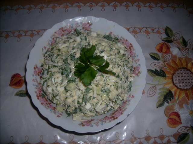 Фото к рецепту: Салат весна (старомосковский)