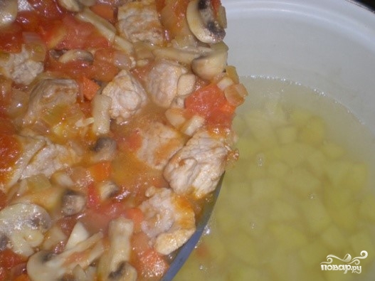 Суп со свининой и грибами - фото шаг 4