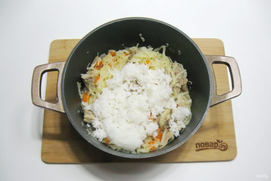 Рис с капустой и мясом - фото шаг 10