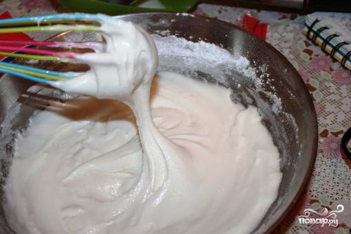 Белая глазурь для торта - фото шаг 4
