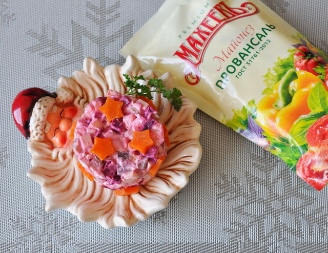 Фото к рецепту: Салат новогодний переполох 