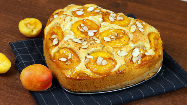 Фото к рецепту: Пирог с абрикосами. яркий вкус лета. 