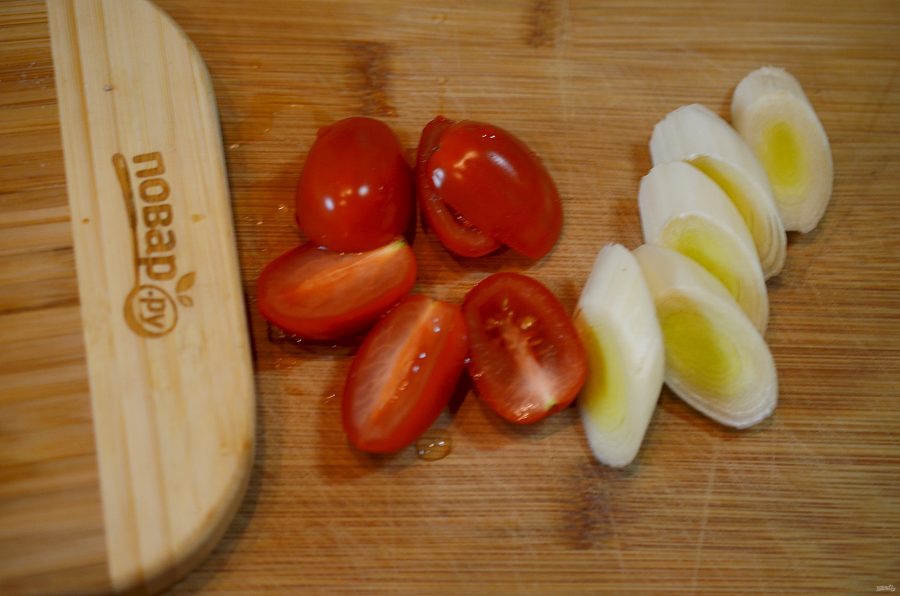 Стейк лосося, запеченный с помидорами черри - фото шаг 4