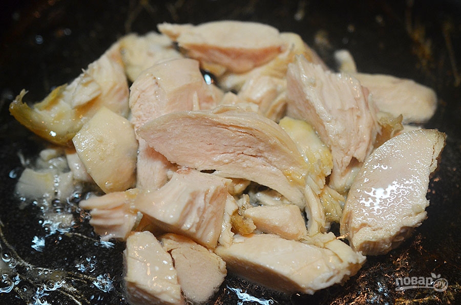 Паста с курицей и сосисками по-каджунски - фото шаг 1