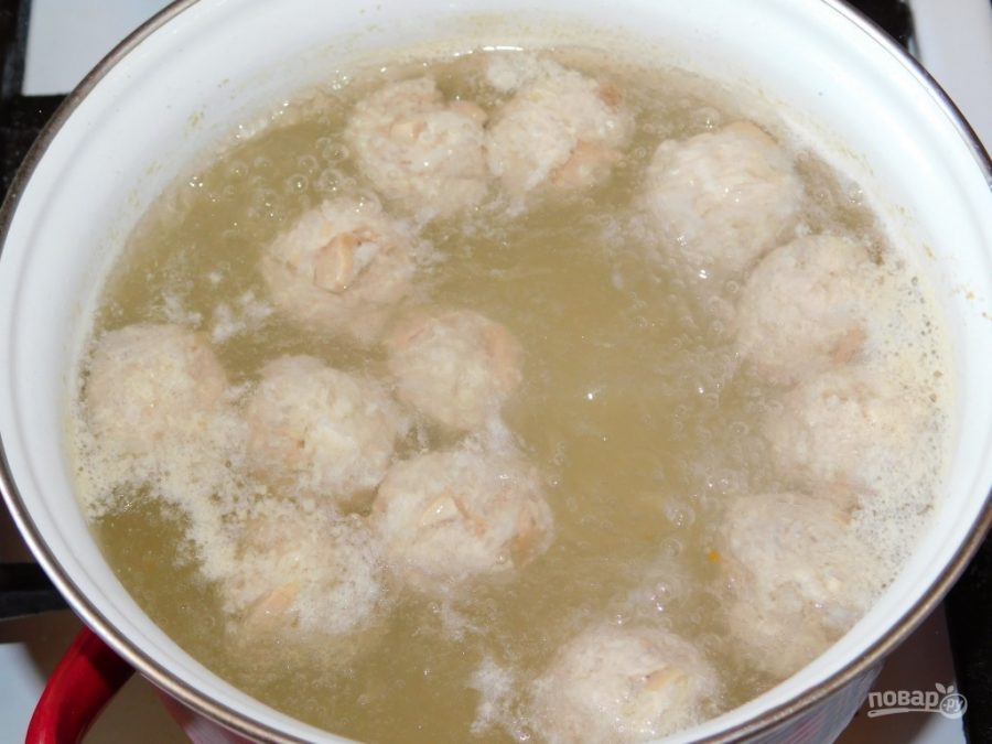 Суп с грибными фрикадельками - фото шаг 4