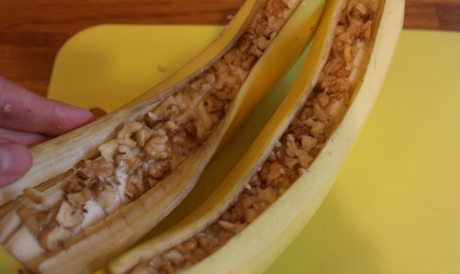 Печеный банан с медом - фото шаг 7