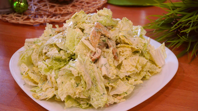 Фото к рецепту: Салат вкуснее цезаря 