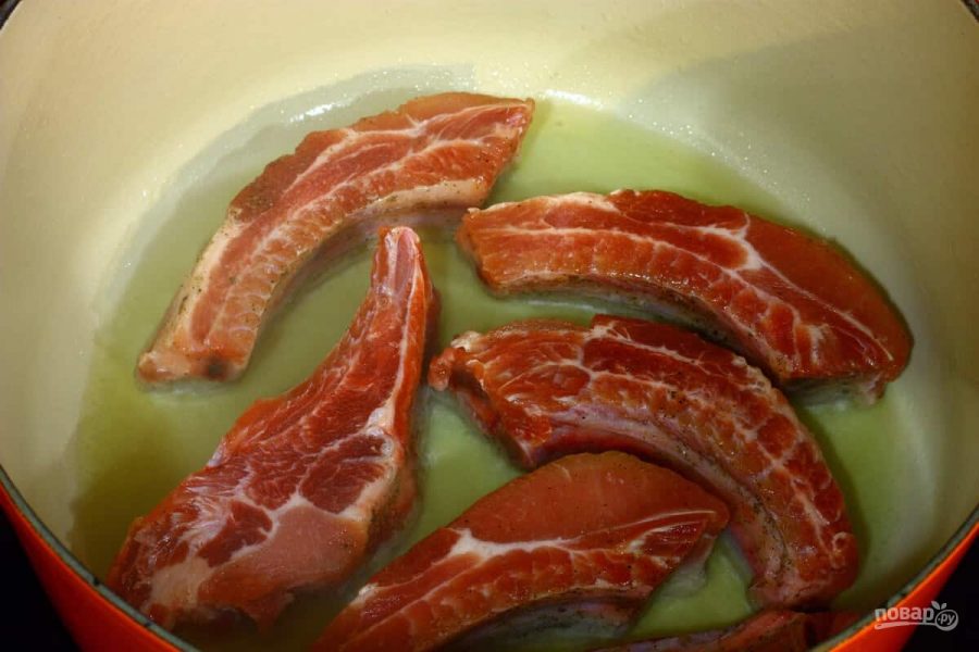Свиные ребра в соусе с оливками - фото шаг 3