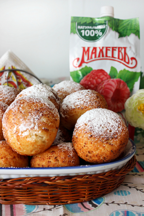 Лучший рецепт творожных пончиков с малиновым джемом «махеевъ»