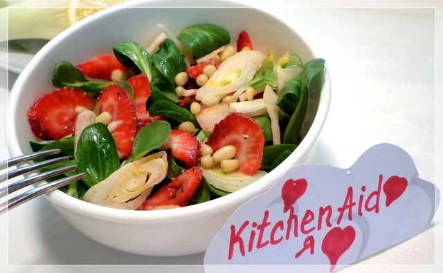 Фото к рецепту: Салат вдохновение с kitchenaid !