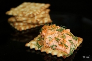 Фото к рецепту: Морковно- сырный салат- намазка.