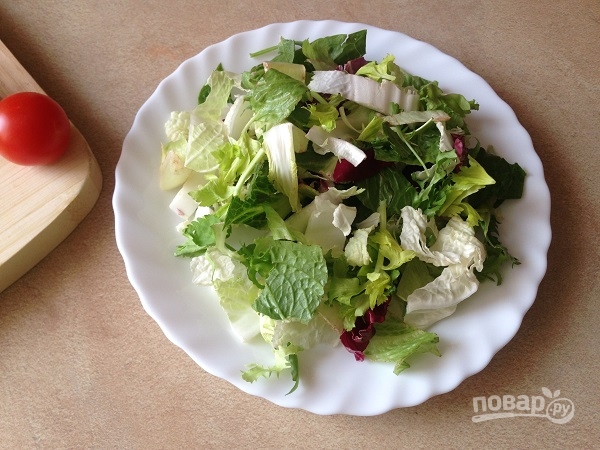 Салат с тунцом и сметанной заправкой - фото шаг 5