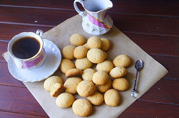 Фото к рецепту: Печенье «перечные орешки» (pebern\'dder)