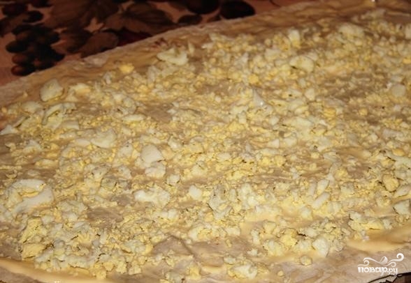 Лаваш с сайрой, яйцами и сыром - фото шаг 3