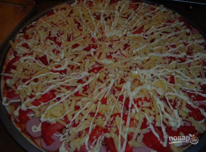 Пицца с сосисками и сыром - фото шаг 7