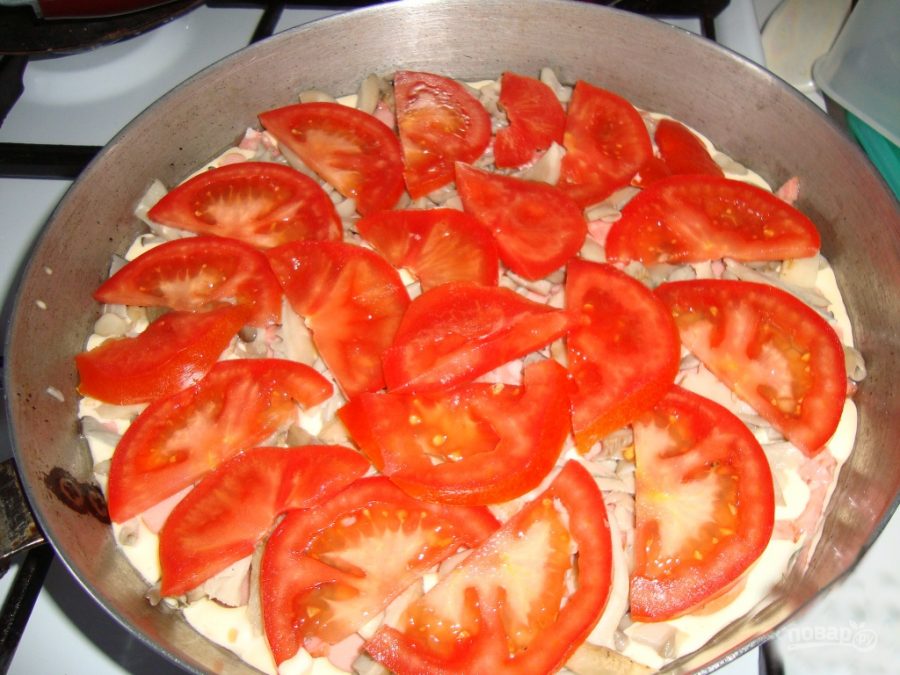Пицца в сковороде - фото шаг 4