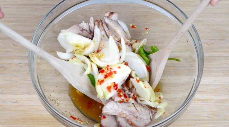 Салат шашлычный со свининой - фото шаг 3