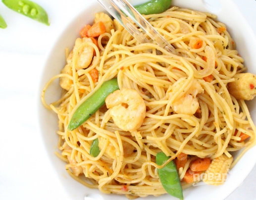 Спагетти с креветками в соусе - фото шаг 4