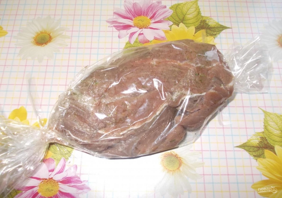 Мясо, запеченное в рукаве - фото шаг 1