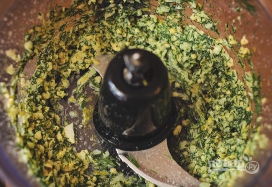Запеченная семга с зеленью и орехами - фото шаг 5