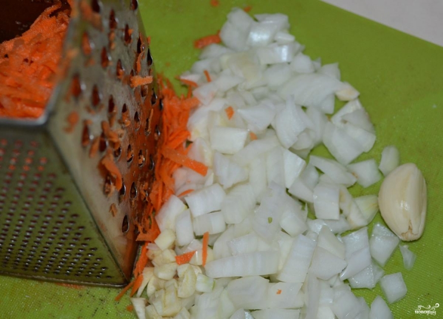 Тушеное мясо с картошкой в мультиварке "Редмонд" - фото шаг 2