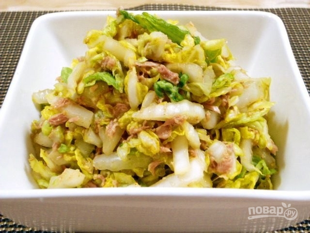 Салат из пекинской капусты с тунцом - фото шаг 6