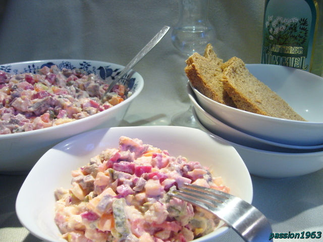 Фото к рецепту: Бременский селедочный салат