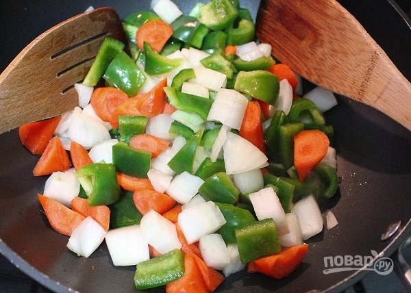 Фрикадельки из курицы в чили соусе с овощами - фото шаг 6