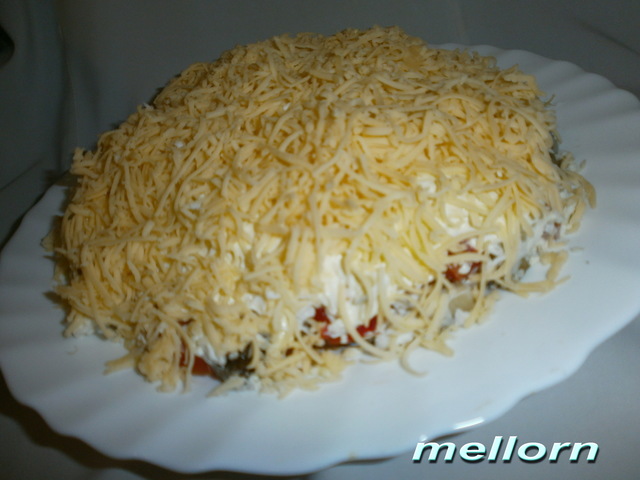 Фото к рецепту: Салат «неаполь» с баклажанами
