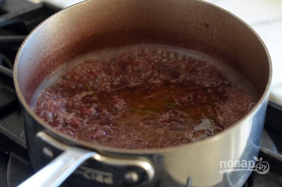 Мясо в винно-томатном соусе - фото шаг 6