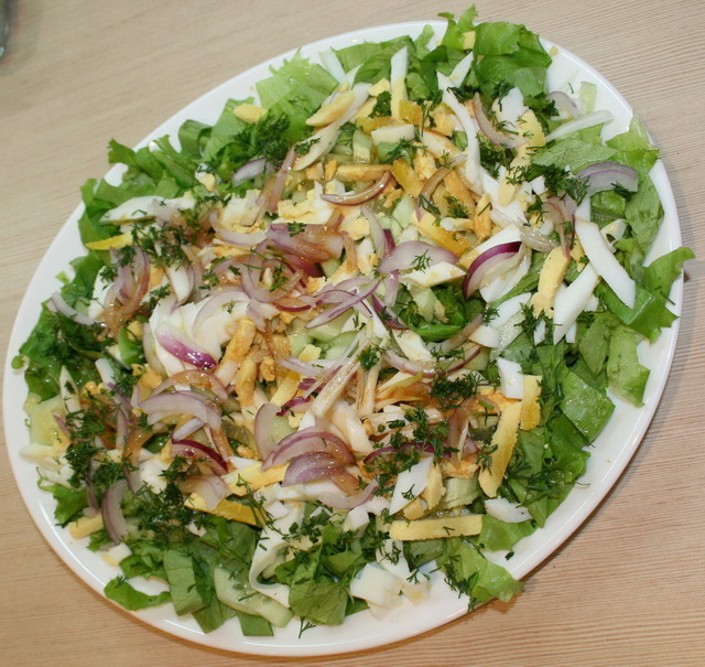 Фото к рецепту: Зеленый салатик ii