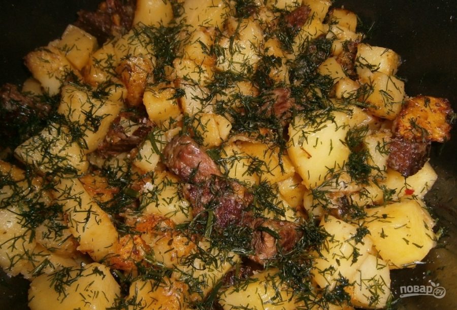 Жареное мясо с картошкой в мультиварке - фото шаг 6
